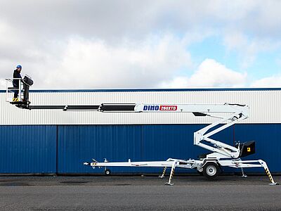Anhänger Hebebühne DINO 260XTD - Seitenansicht Anhänger Hebebühne DINO 260XTD in der Seitenansicht