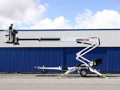 Anhänger Hubsteiger DINO 160XT II - Seitenansicht Anhänger Hubsteiger DINO 160XT II in der Seitenansicht